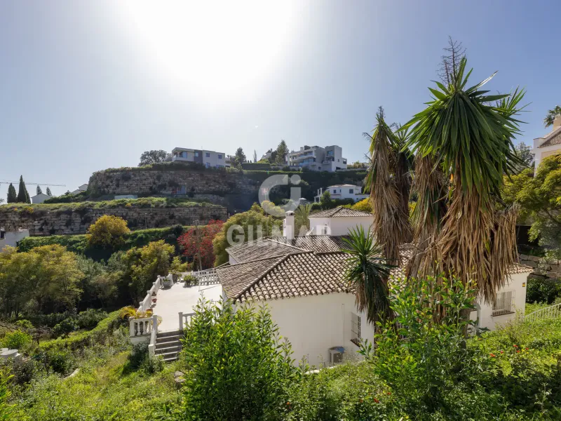 Villa in Estepona Este - Málaga