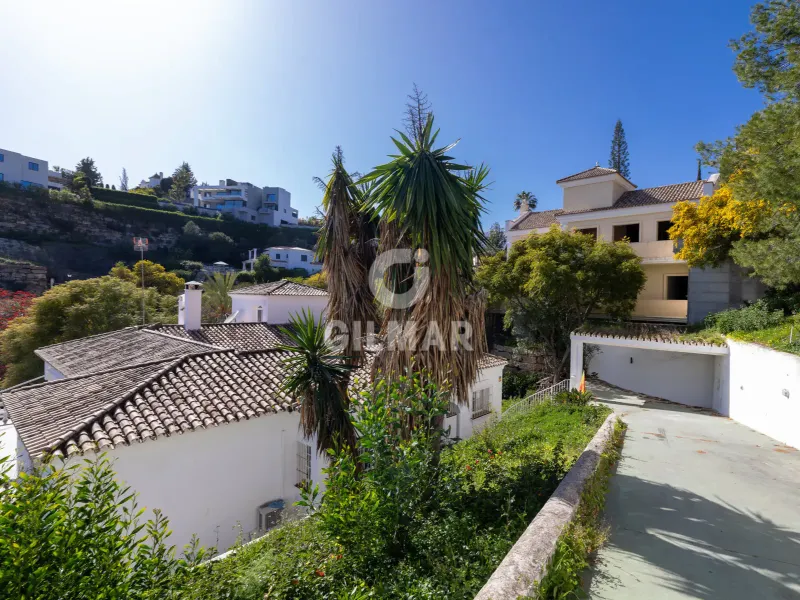 Villa in Estepona Este - Málaga