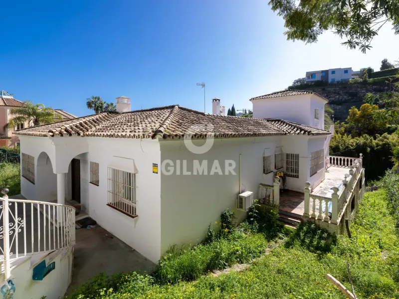 Villa in Estepona Este - Málaga