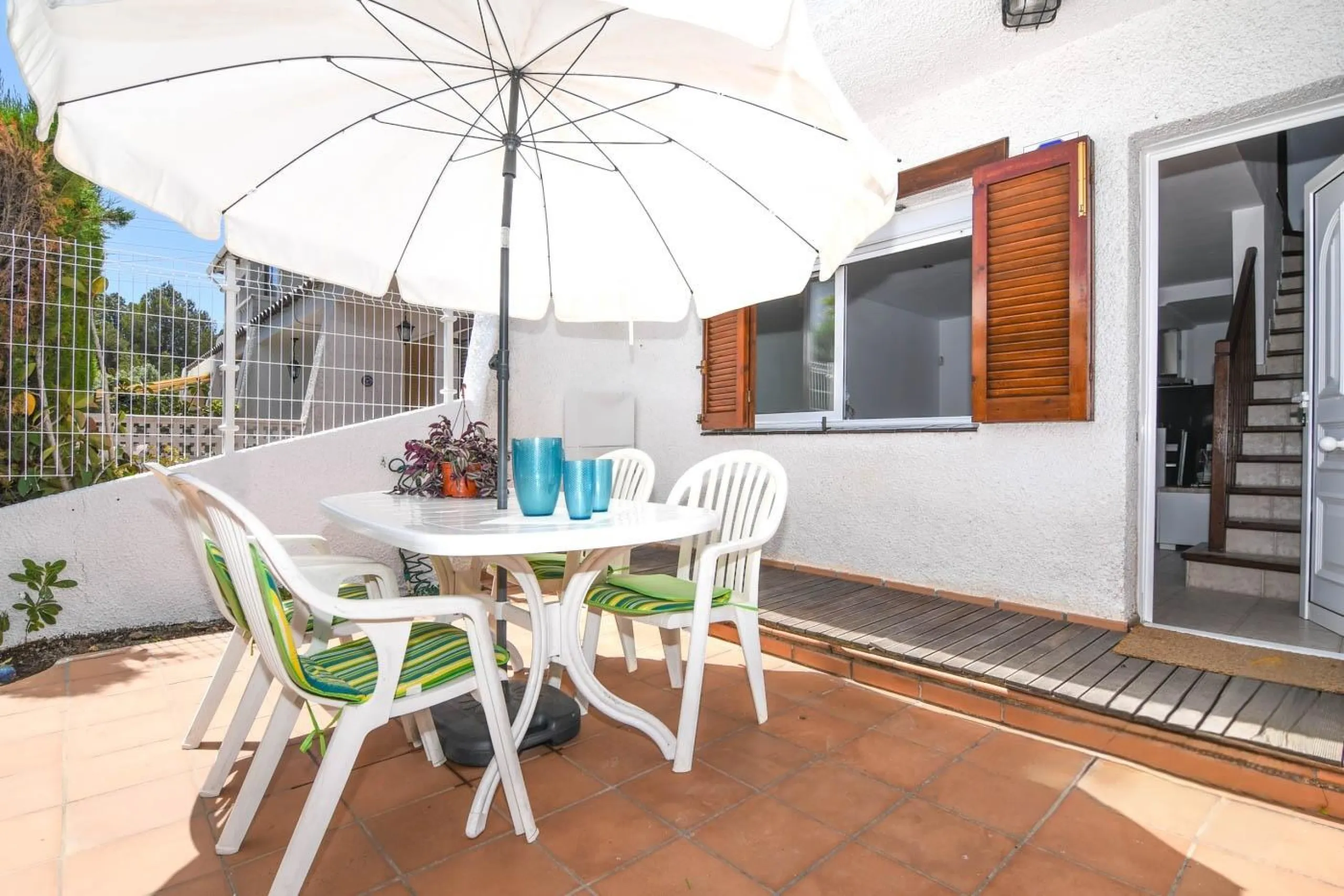 House with Terrace, Parking and Community Pool in Coma Ruga, Costa Brava