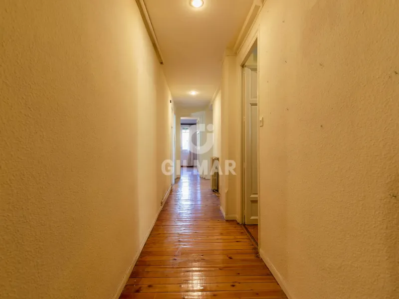 Piso en Cuatro Caminos - Madrid