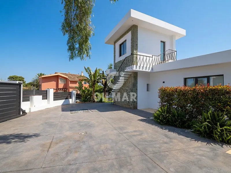 Chalet Independiente en Benalmádena - Málaga