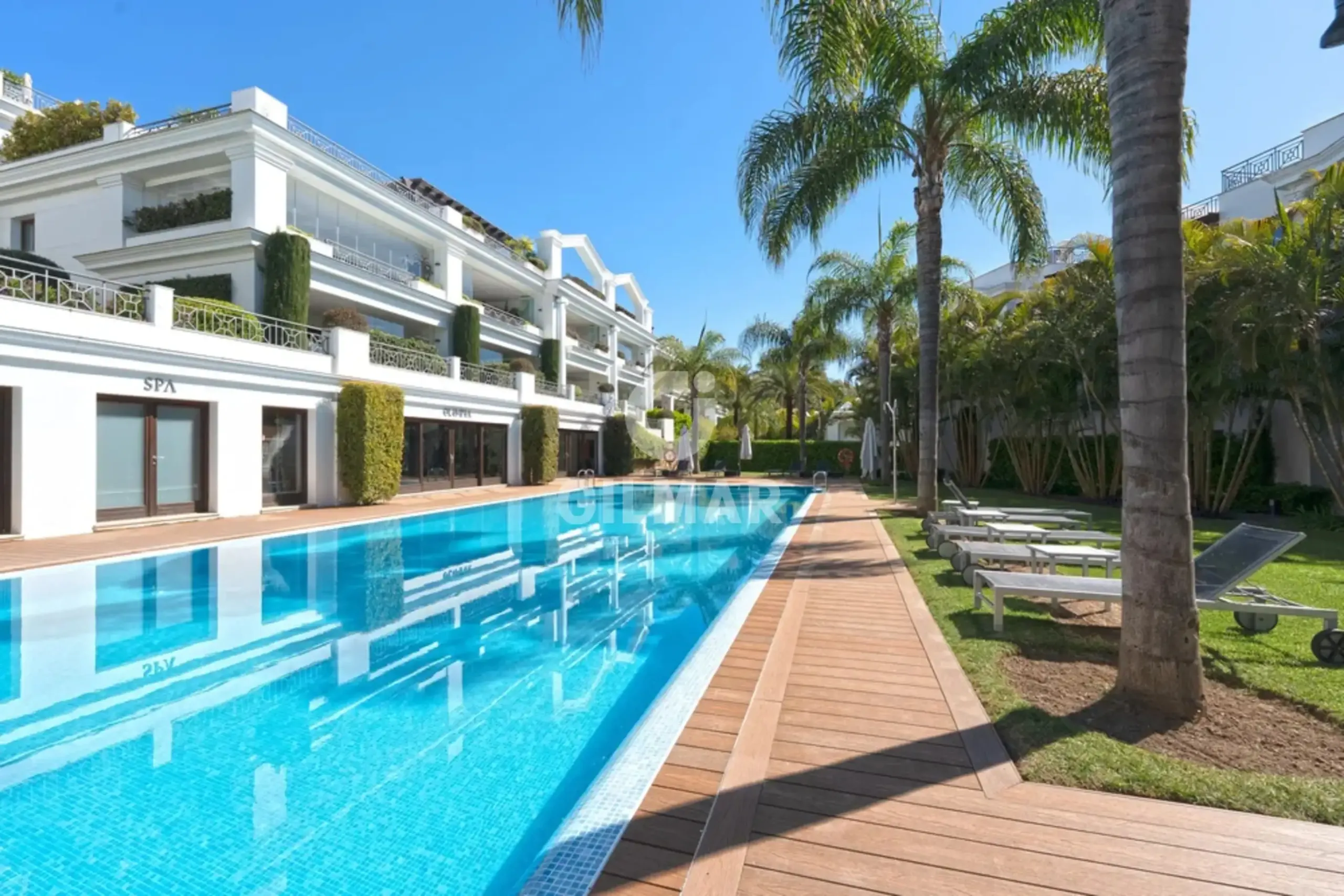 Apartamento en Estepona - Málaga
