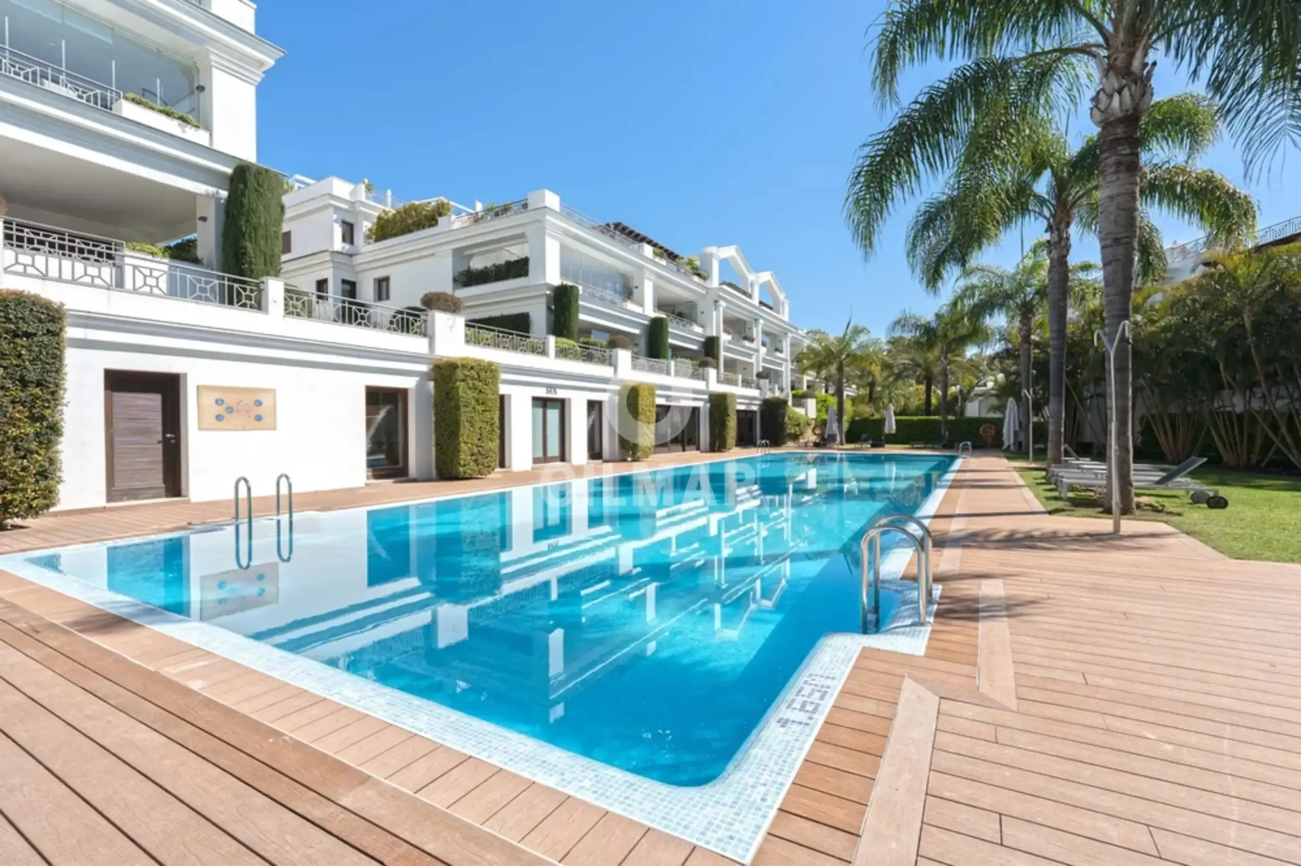 Apartamento en Estepona - Málaga