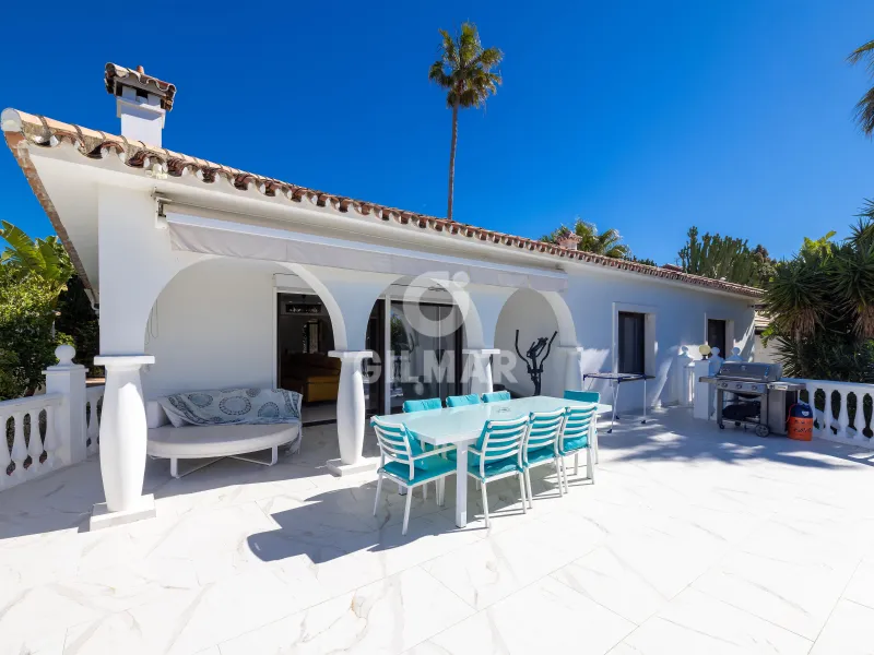 Villa in Marbella Este - Málaga