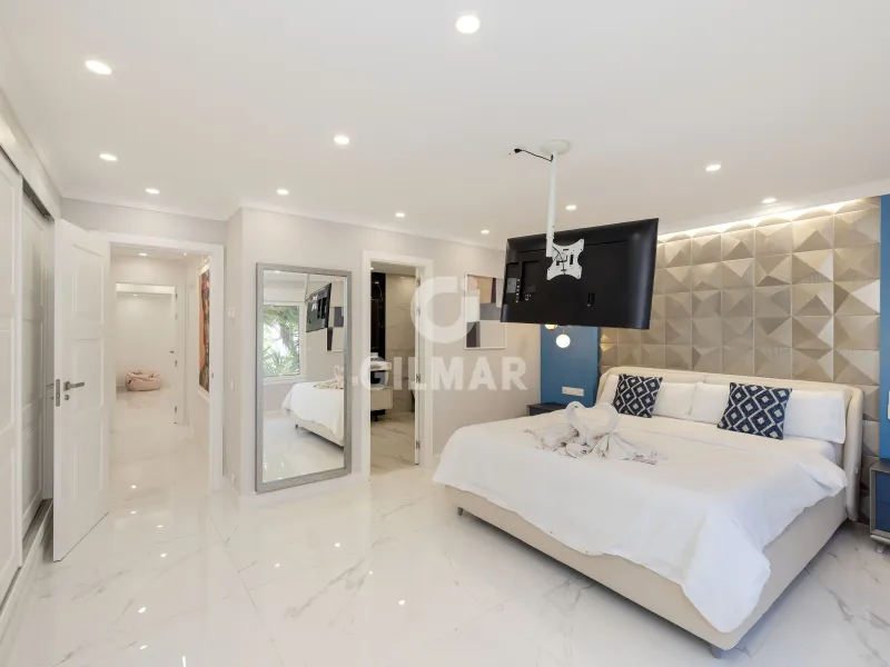 Villa in Marbella Este - Málaga
