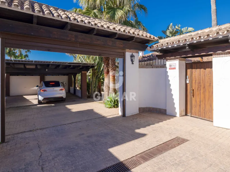 Villa in Marbella Este - Málaga