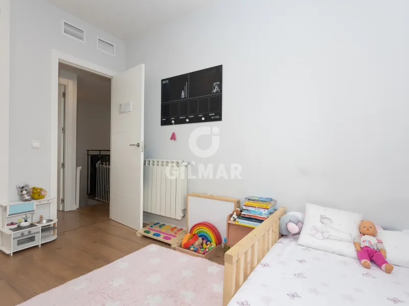 Duplex penthouse in Palomeras Sureste - Madrid