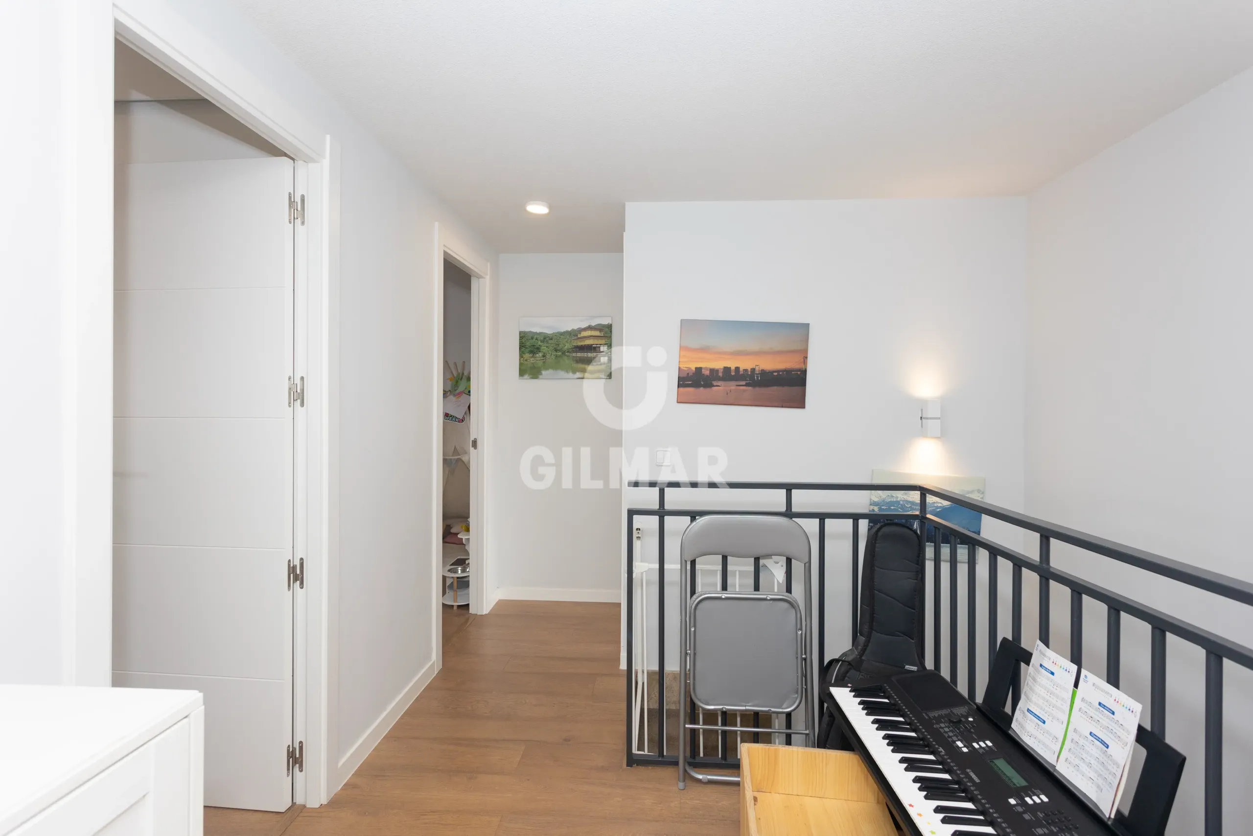 Duplex penthouse in Palomeras Sureste - Madrid