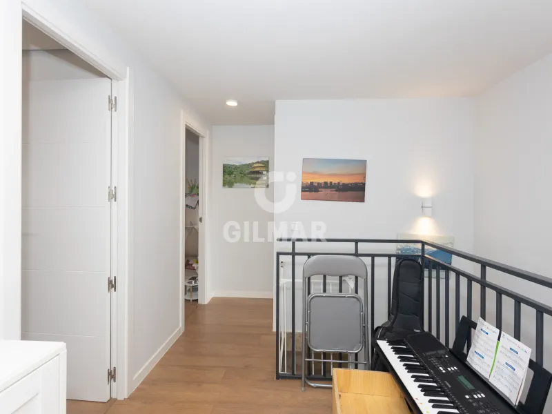 Duplex penthouse in Palomeras Sureste - Madrid