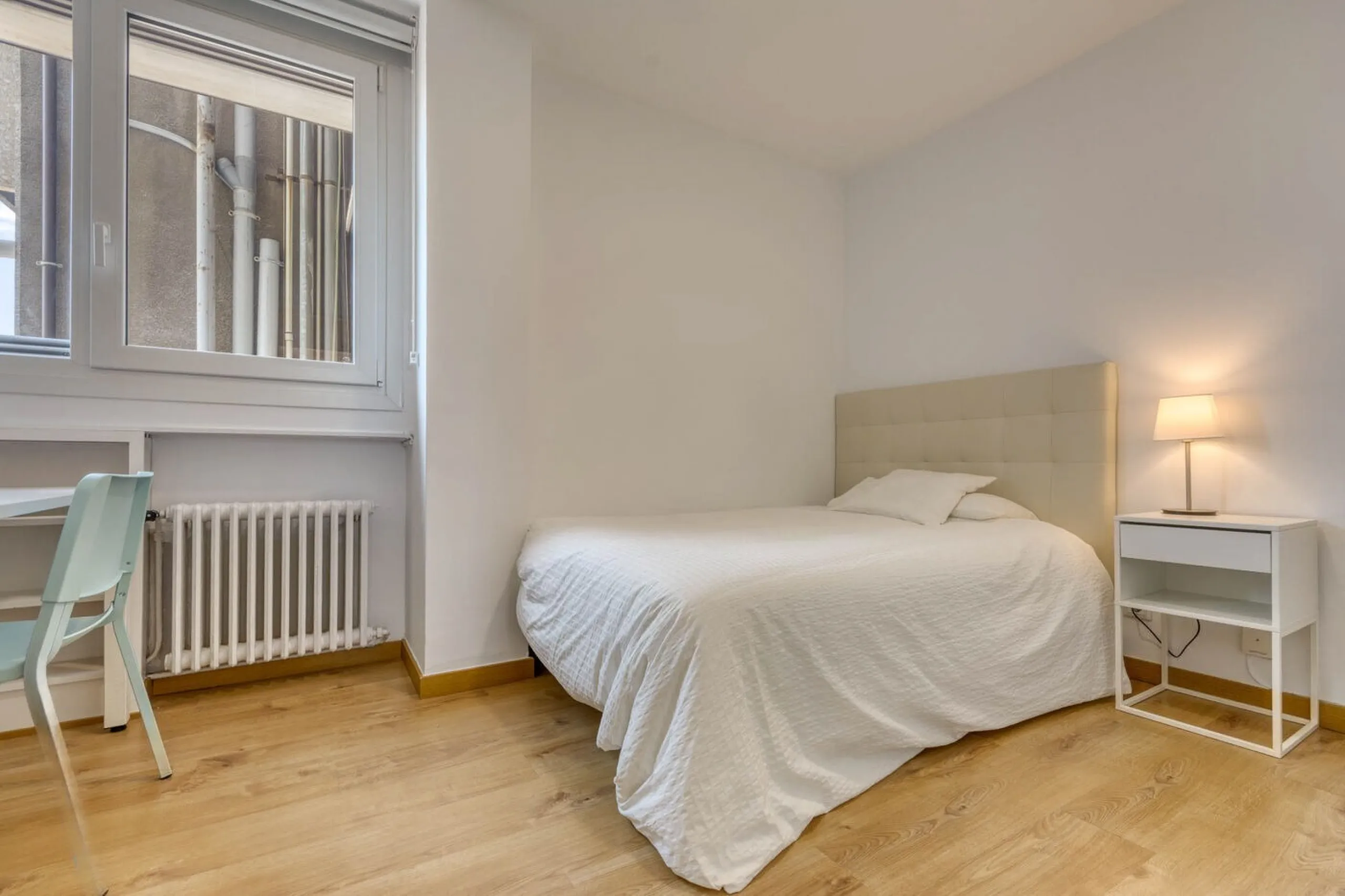 Elegante piso con vistas panorámicas al mar y a la ciudad en el corazón de Barcelona