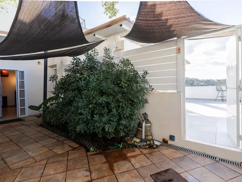 Appartment | Fully Renovated in 2025 | 3 Bedrooms • 3 Bathrooms • 150 m² Interior • 125 m² Exterior • Sunset Views