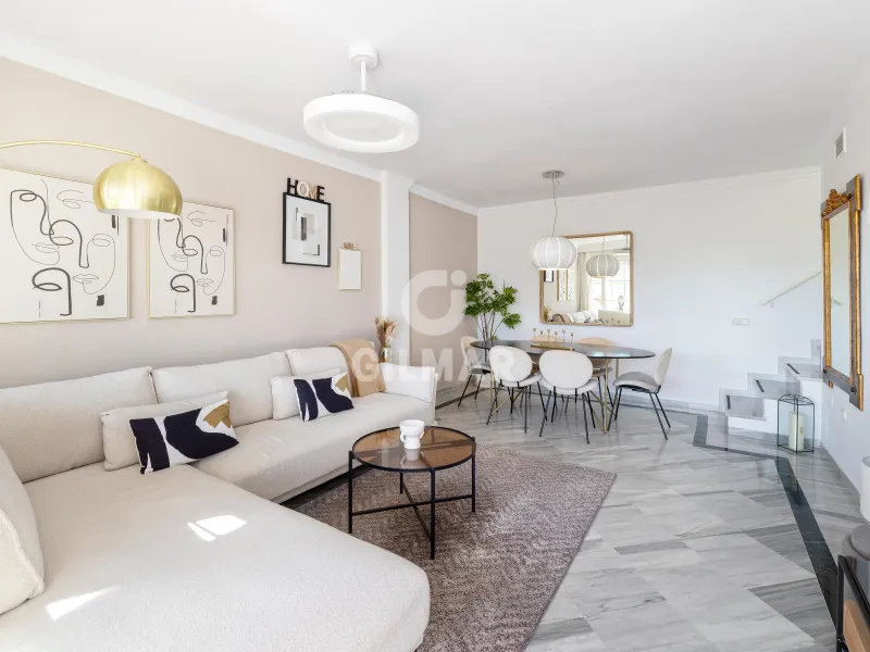 Duplex penthouse in Marbella Ciudad - Málaga