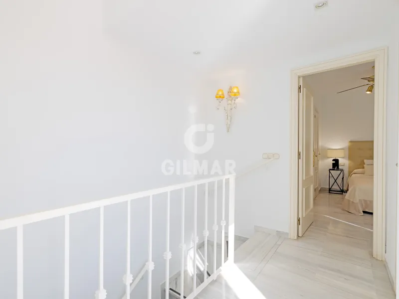 Duplex penthouse in Marbella Ciudad - Málaga