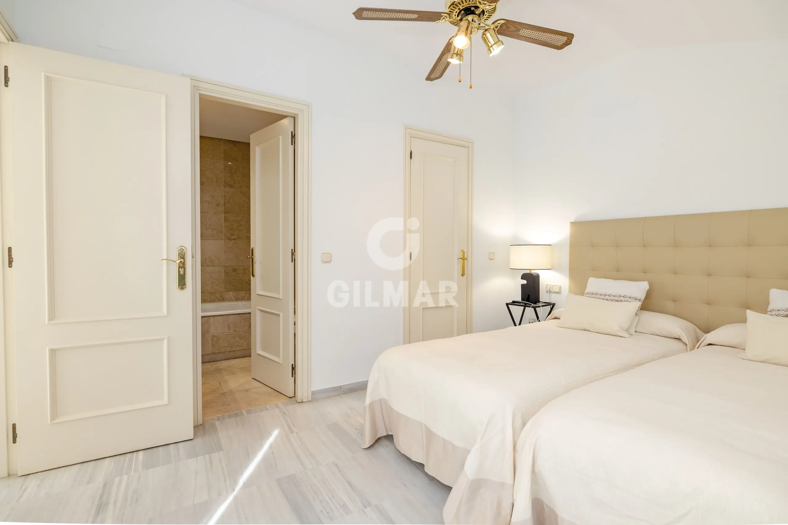 Duplex penthouse in Marbella Ciudad - Málaga