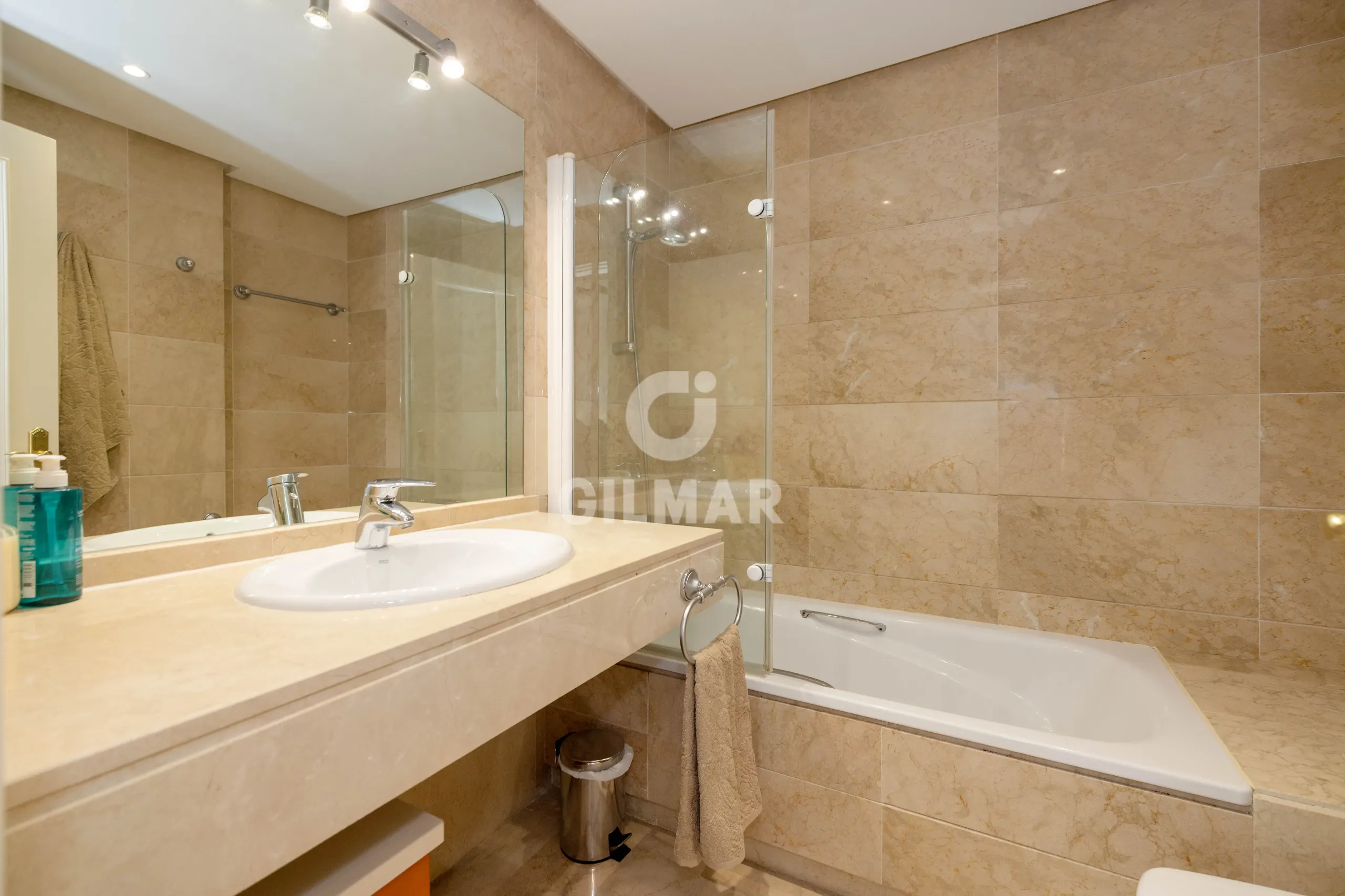 Duplex penthouse in Marbella Ciudad - Málaga