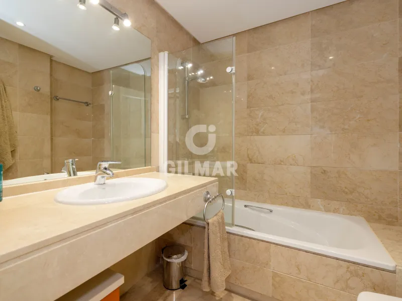 Duplex penthouse in Marbella Ciudad - Málaga