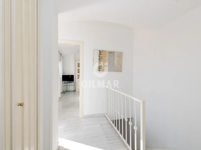 Duplex penthouse in Marbella Ciudad - Málaga