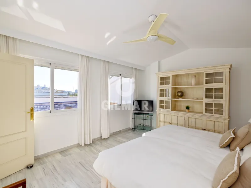 Duplex penthouse in Marbella Ciudad - Málaga