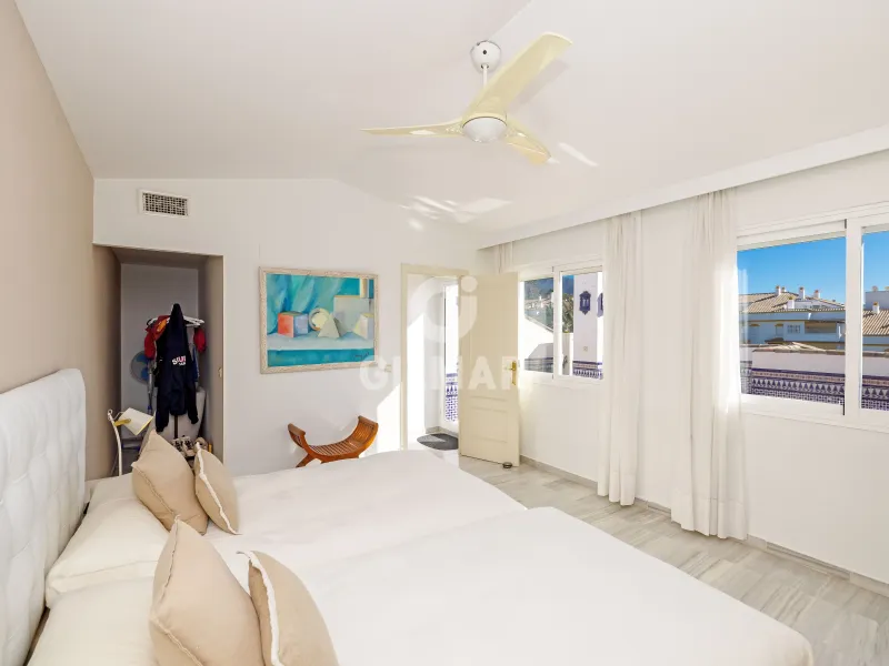 Duplex penthouse in Marbella Ciudad - Málaga