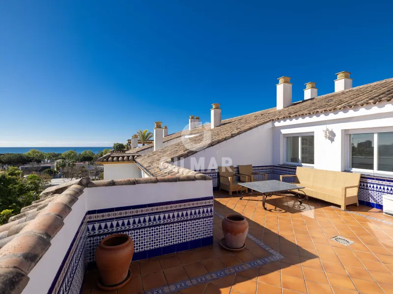 Duplex penthouse in Marbella Ciudad - Málaga