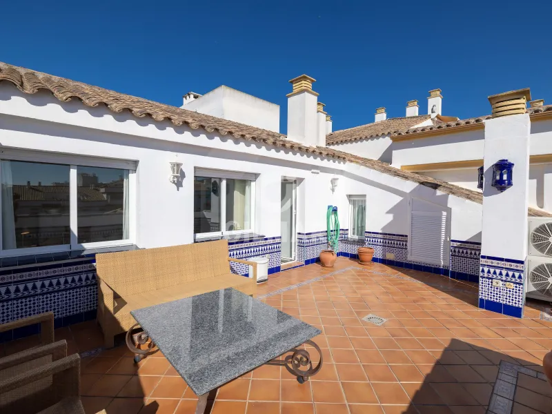 Duplex penthouse in Marbella Ciudad - Málaga
