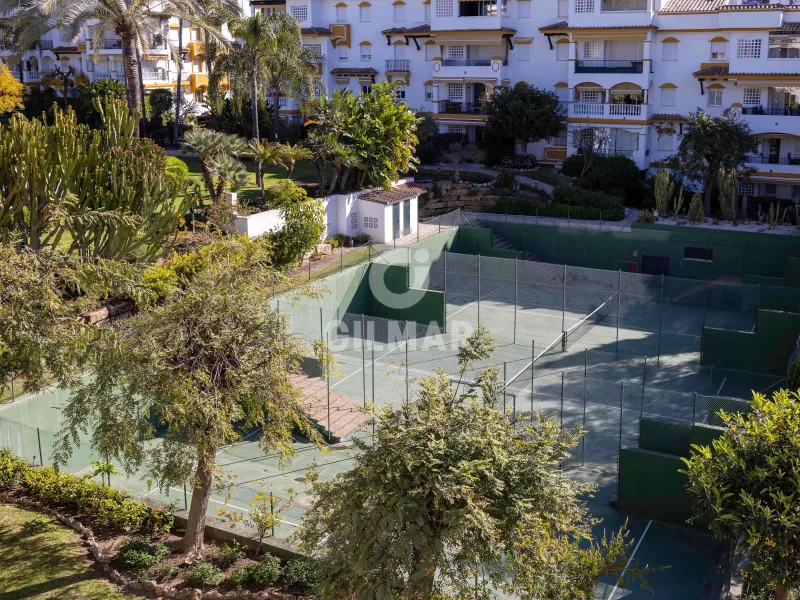 Duplex penthouse in Marbella Ciudad - Málaga