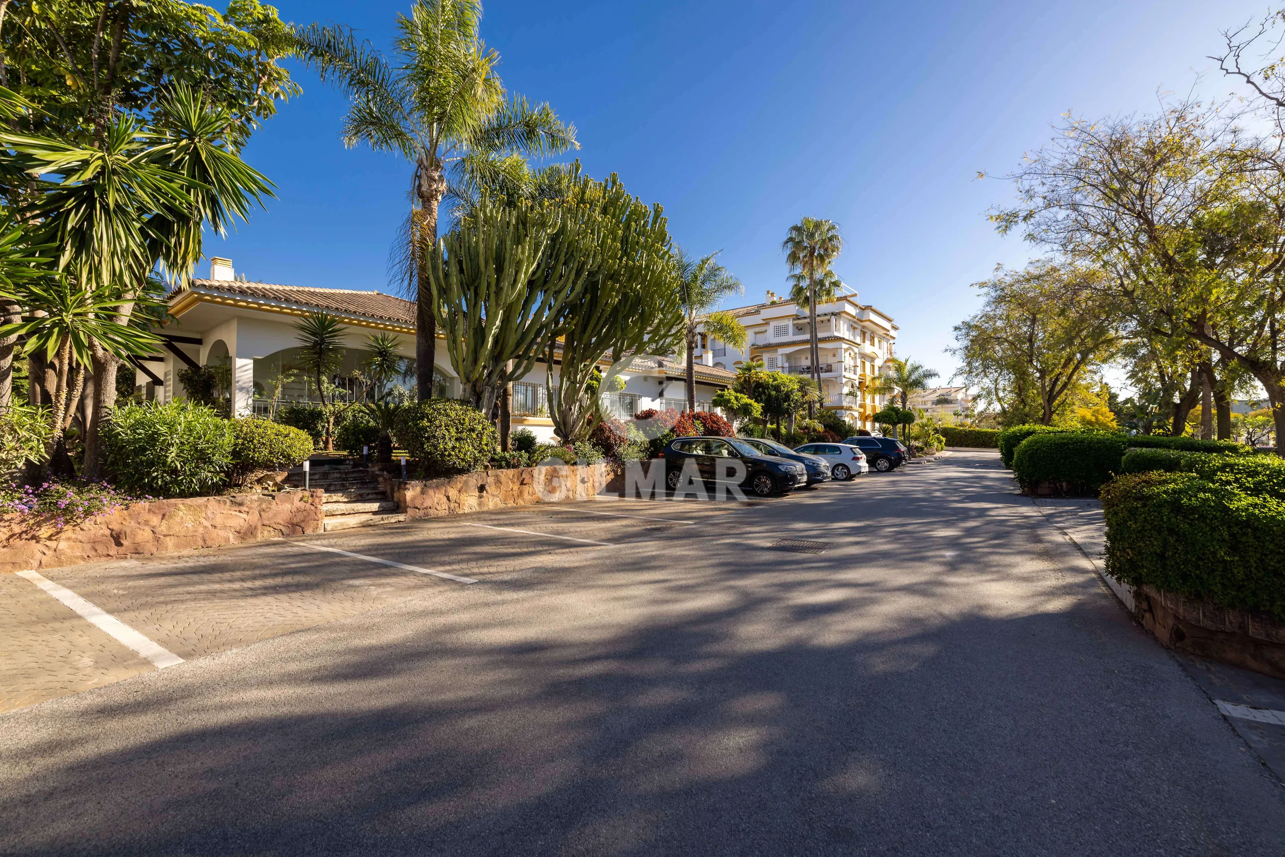 Duplex penthouse in Marbella Ciudad - Málaga