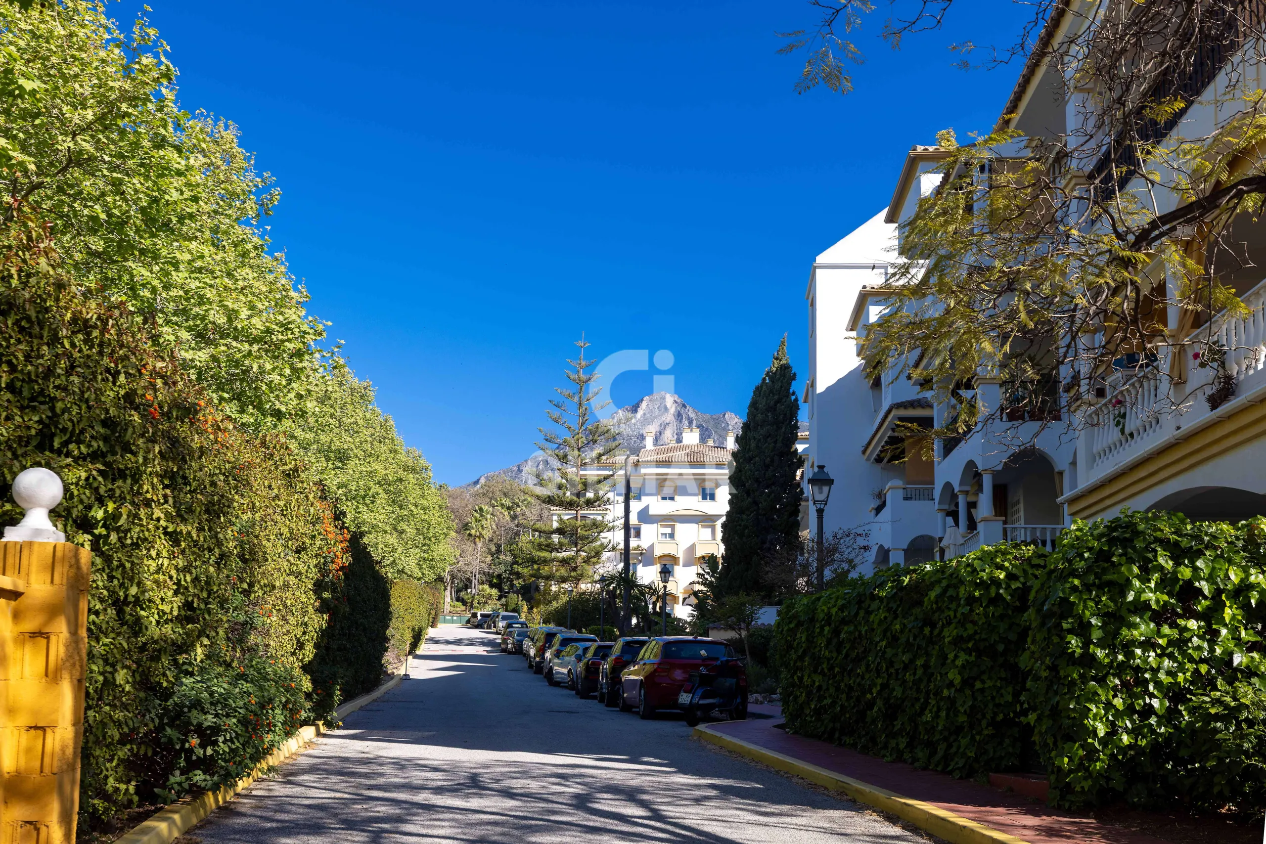 Duplex penthouse in Marbella Ciudad - Málaga