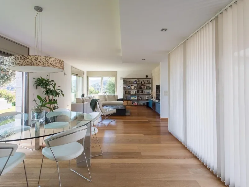 Villa moderna de una sola planta junto al club de golf en Vallromanes, Barcelona