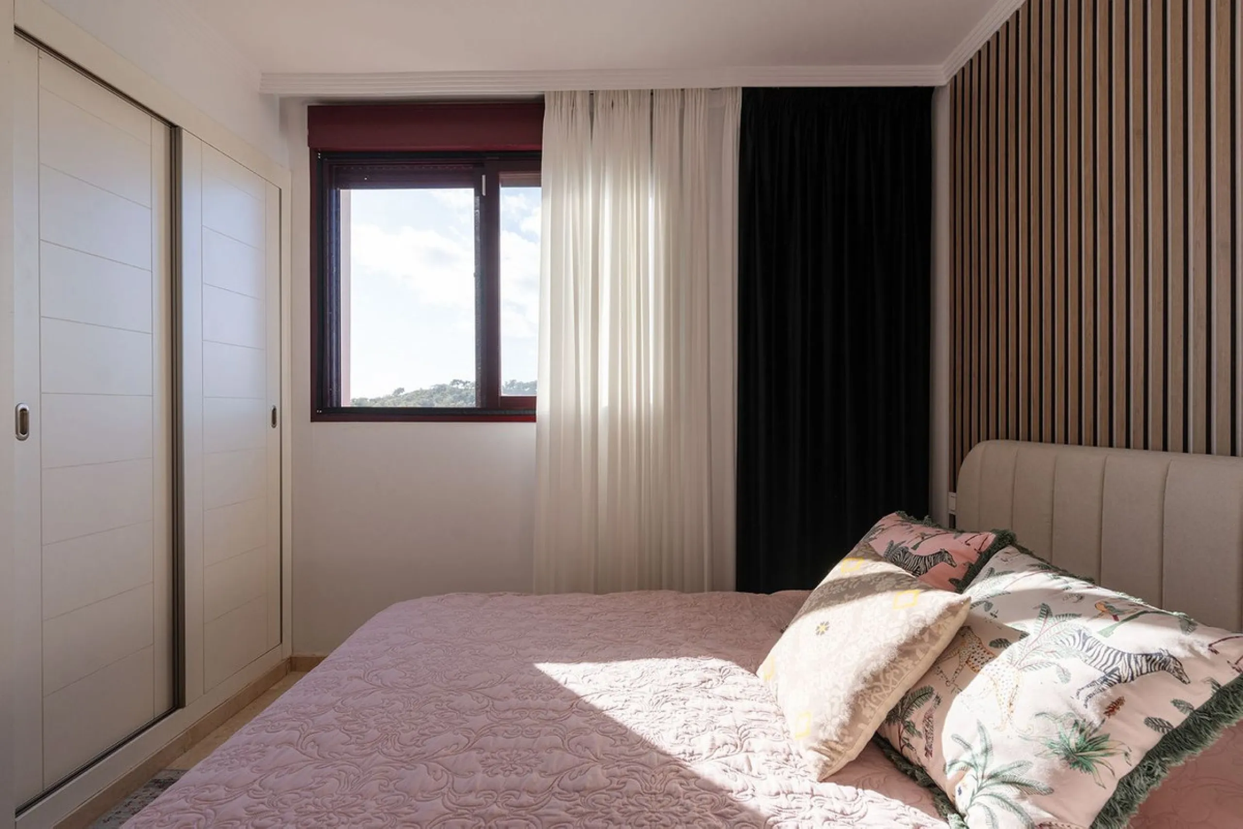 Appartment | Fully Renovated in 2025 | 3 Bedrooms • 3 Bathrooms • 150 m² Interior • 125 m² Exterior • Sunset Views