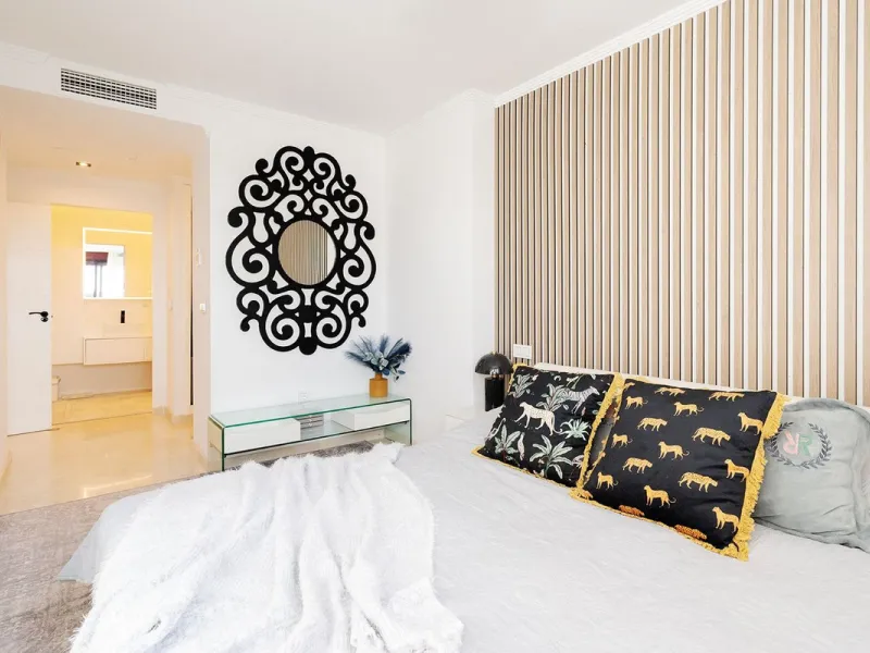 Appartment | Fully Renovated in 2025 | 3 Bedrooms • 3 Bathrooms • 150 m² Interior • 125 m² Exterior • Sunset Views