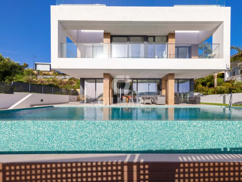 Villa in Estepona Oeste - Málaga