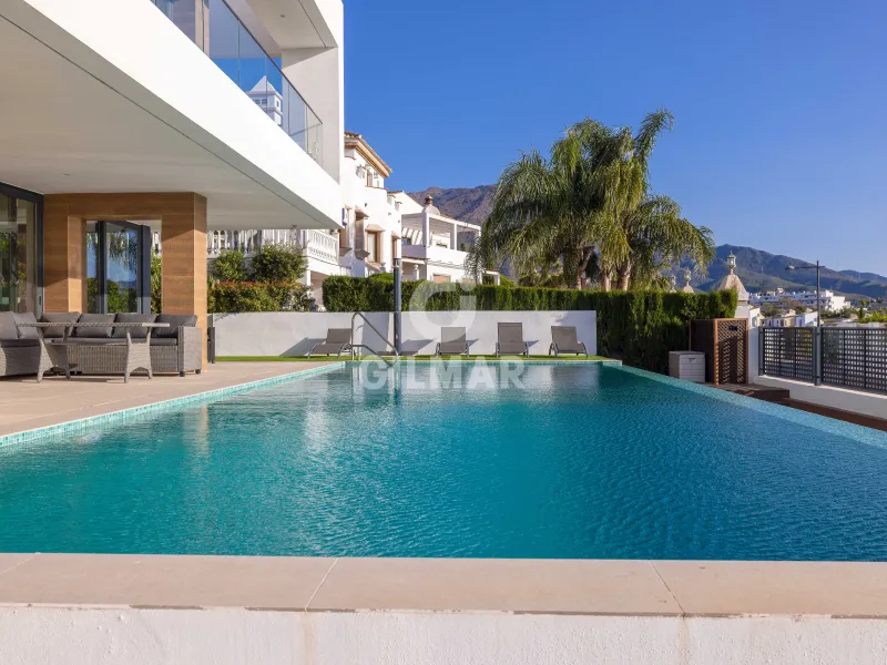 Villa in Estepona Oeste - Málaga