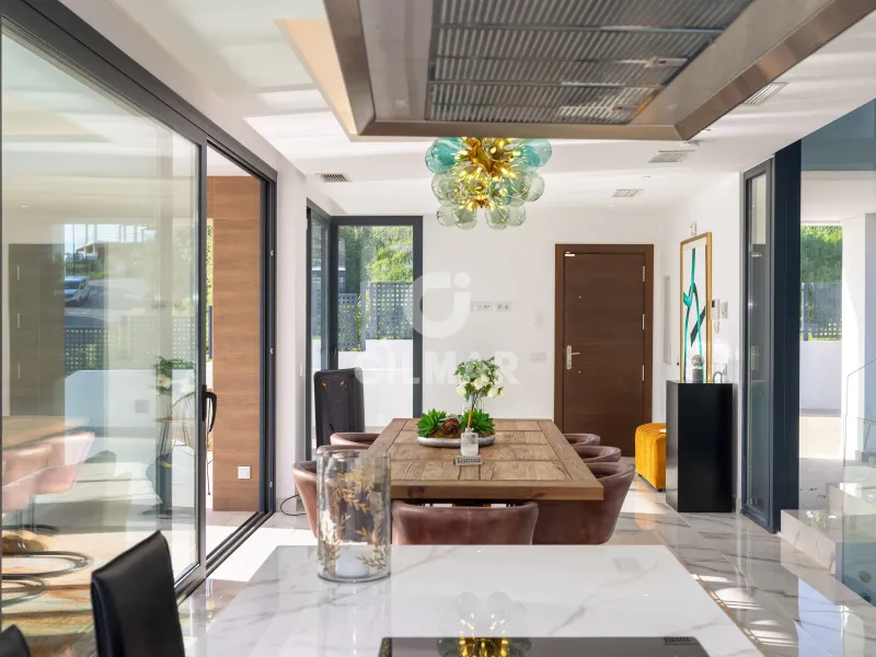 Villa in Estepona Oeste - Málaga