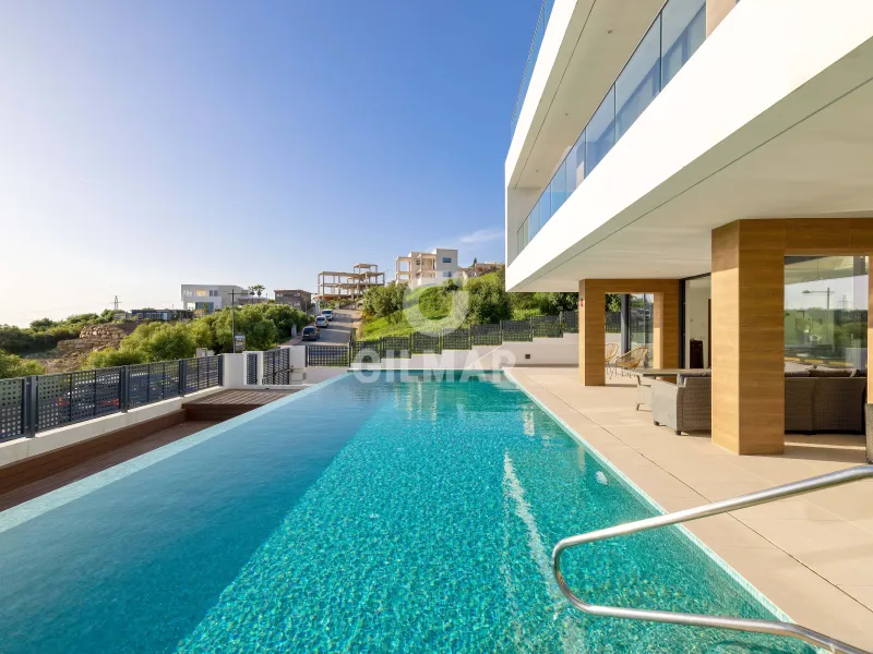 Villa in Estepona Oeste - Málaga