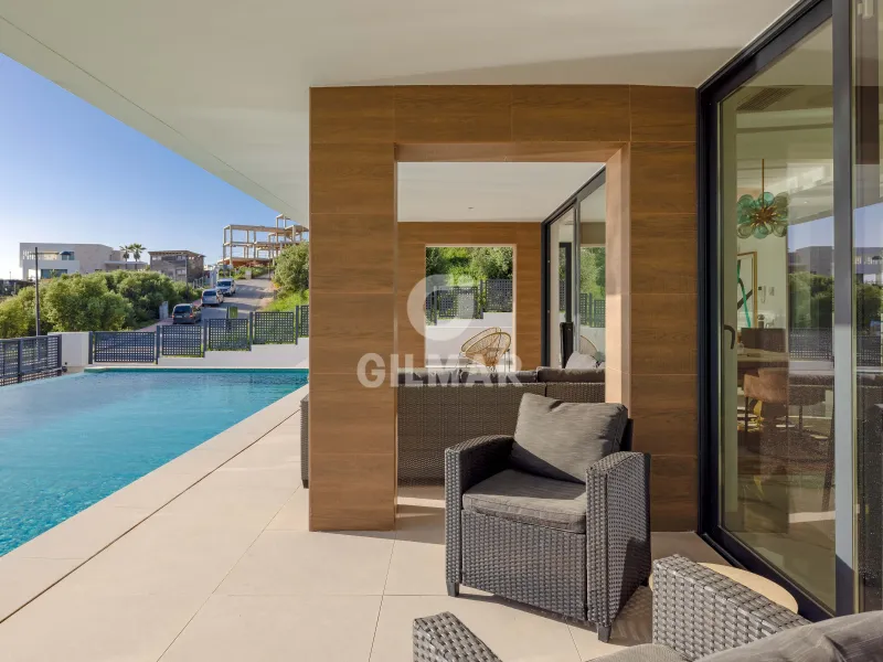 Villa in Estepona Oeste - Málaga