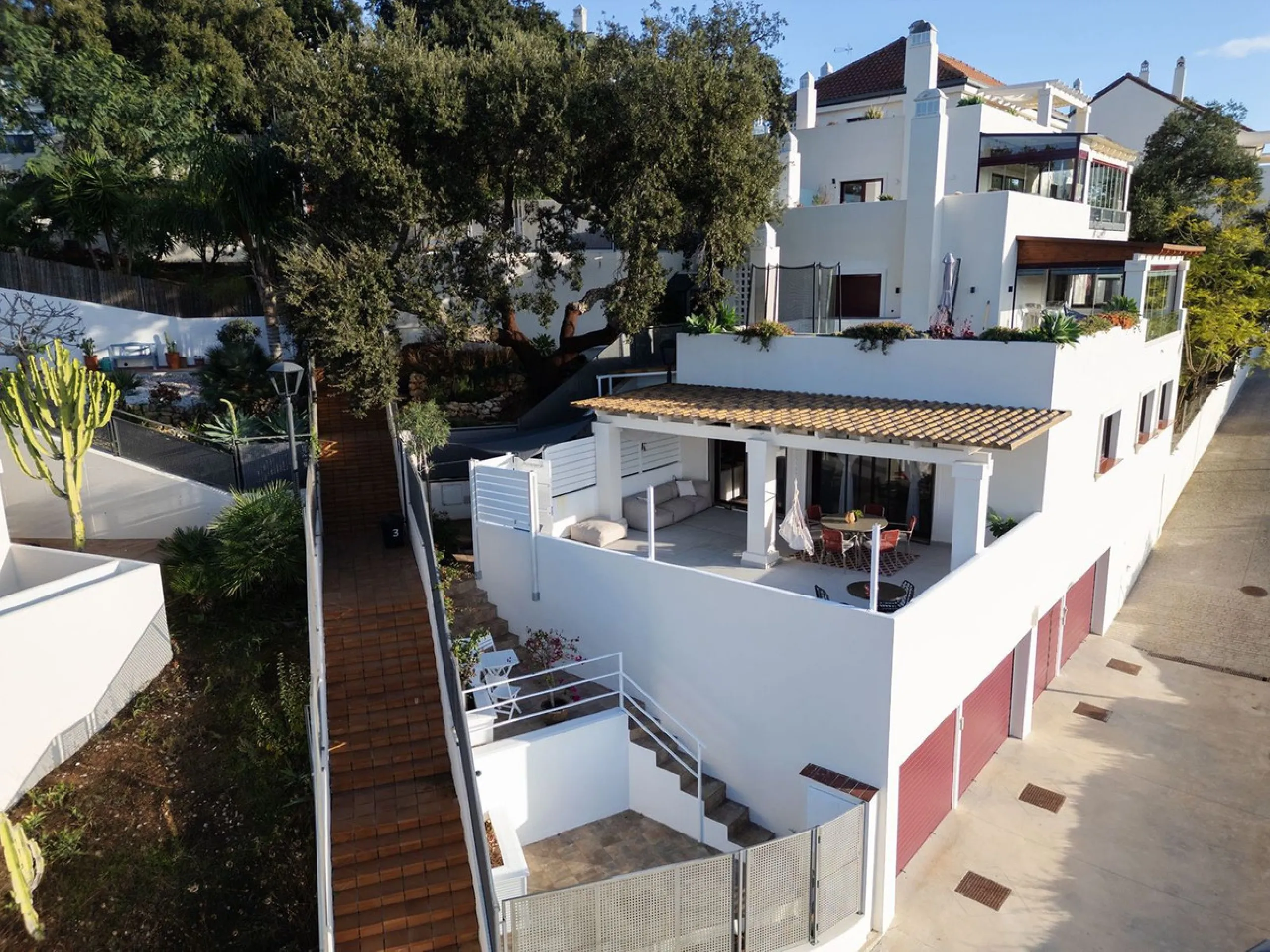Appartment | Fully Renovated in 2025 | 3 Bedrooms • 3 Bathrooms • 150 m² Interior • 125 m² Exterior • Sunset Views