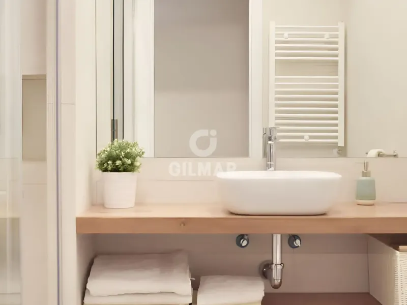 Piso en Ibiza - Madrid
