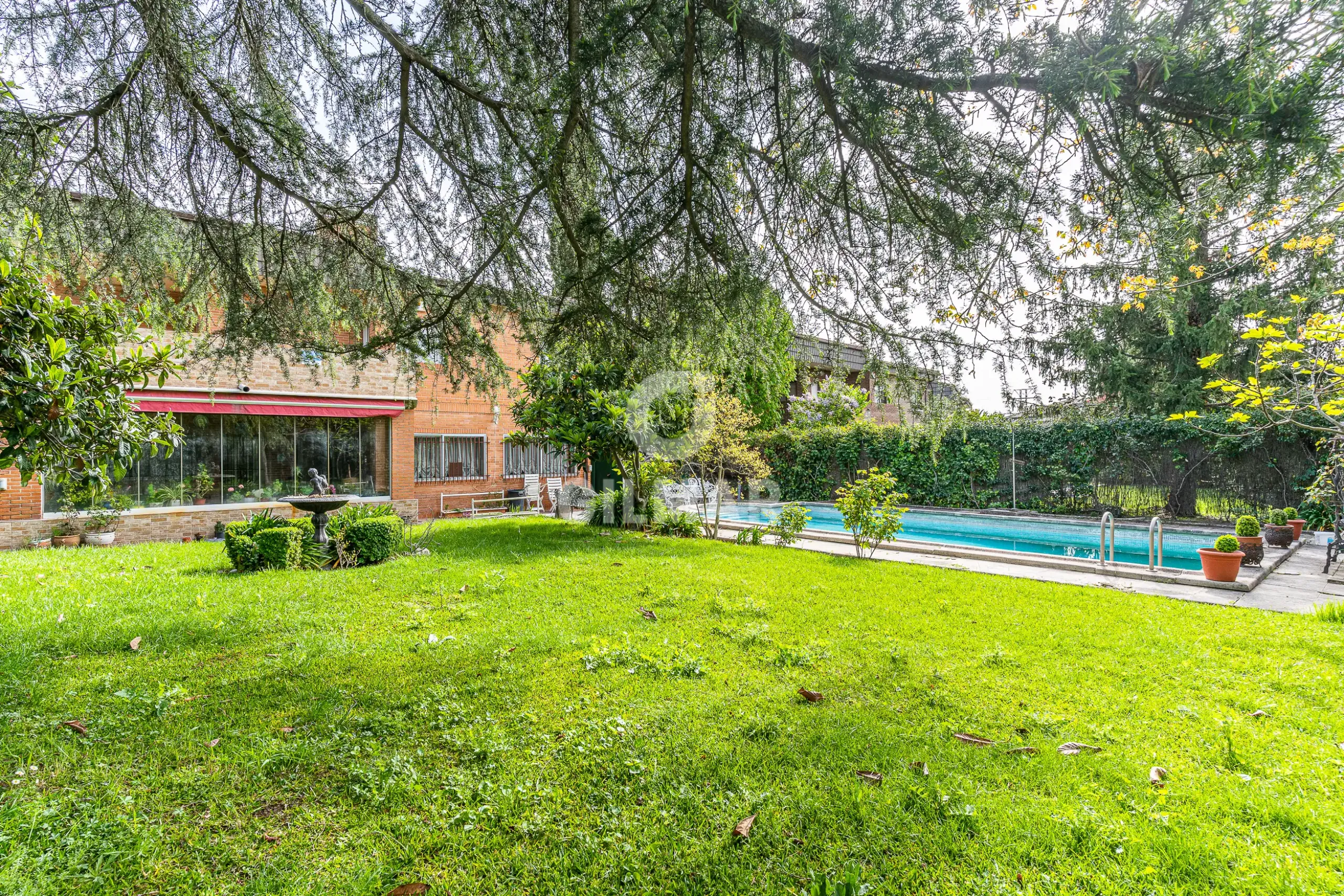 Chalet Independiente en Pozuelo de Alarcón - Madrid
