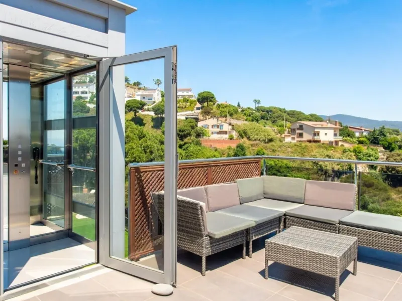 Stylish Home with Panoramic Sea Views in the Maresme Coast, Barcelona