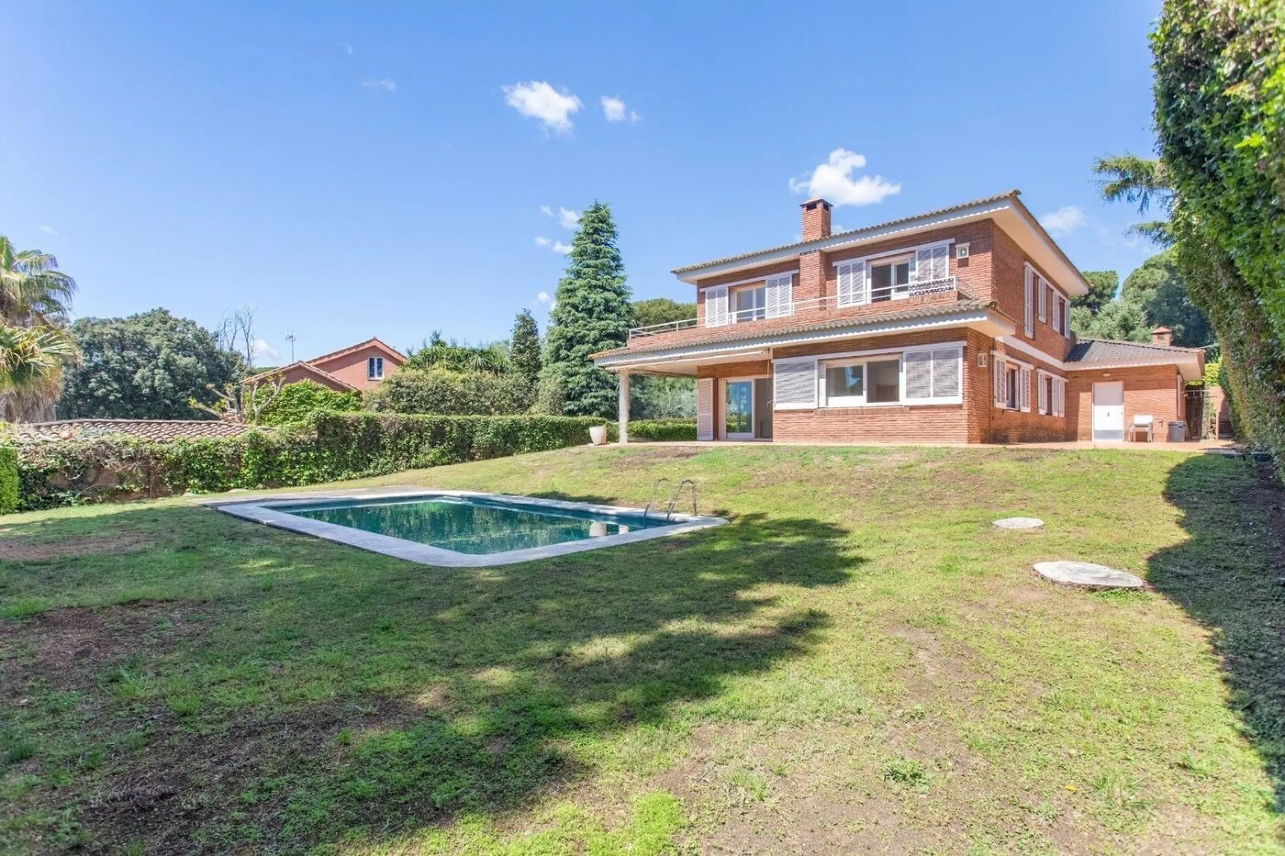 Charming House in the Exclusive Golf Area of Sant Andreu de Llavaneres, Barcelona