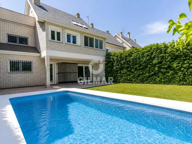 Townhouse in Pozuelo de Alarcón - Madrid