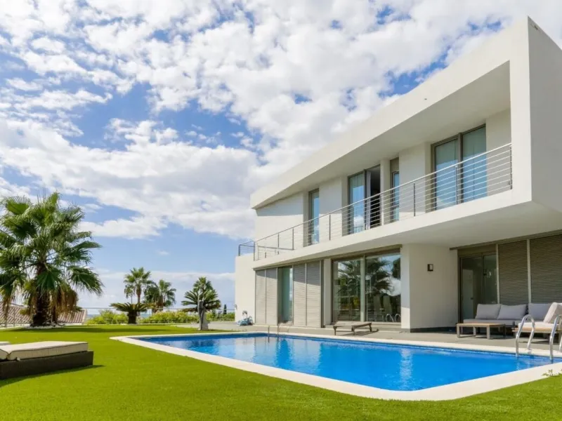 Elegante villa con vistas panorámicas al mar en Arenys de Mar, Barcelona