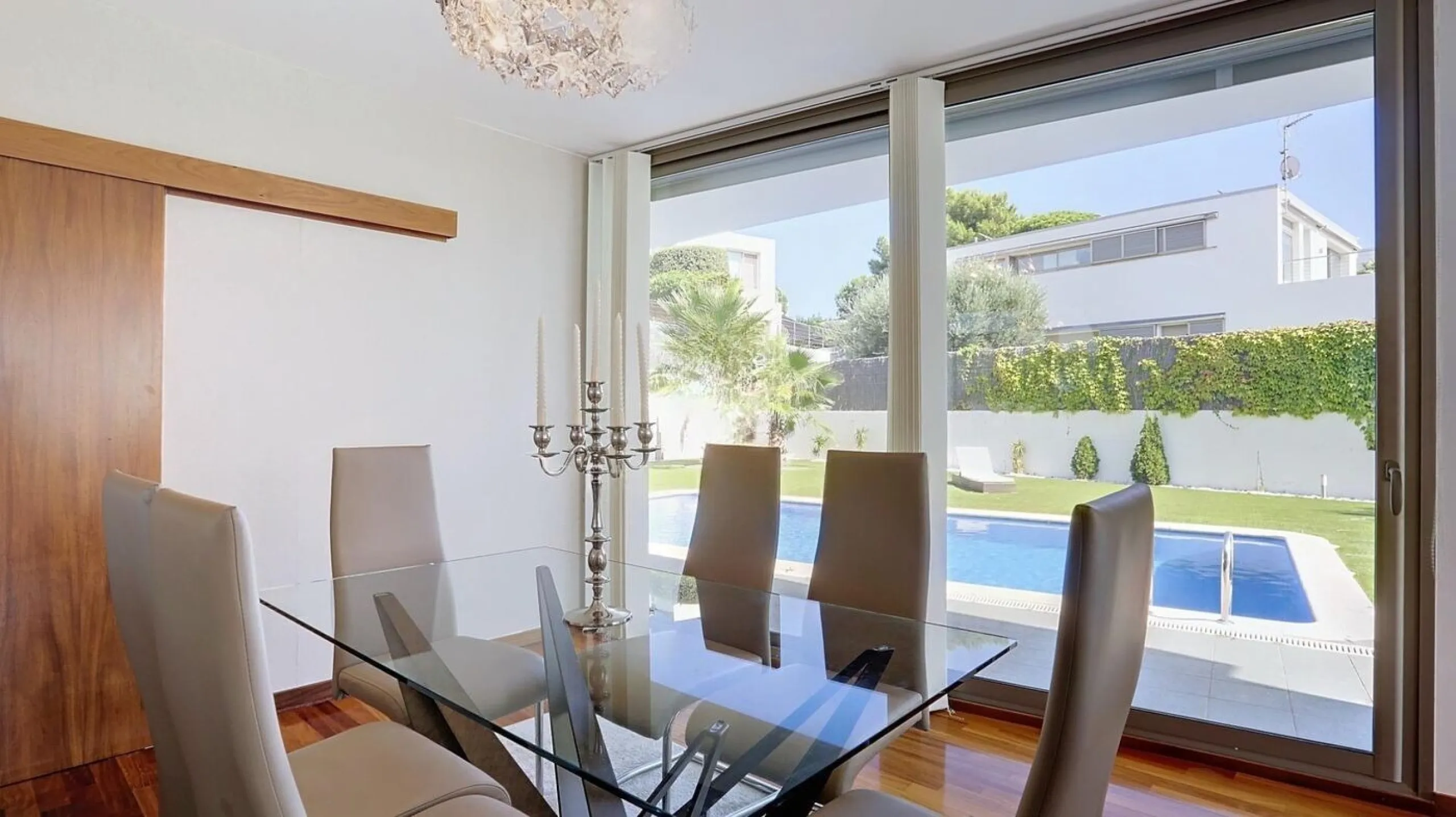 Elegante villa con vistas panorámicas al mar en Arenys de Mar, Barcelona