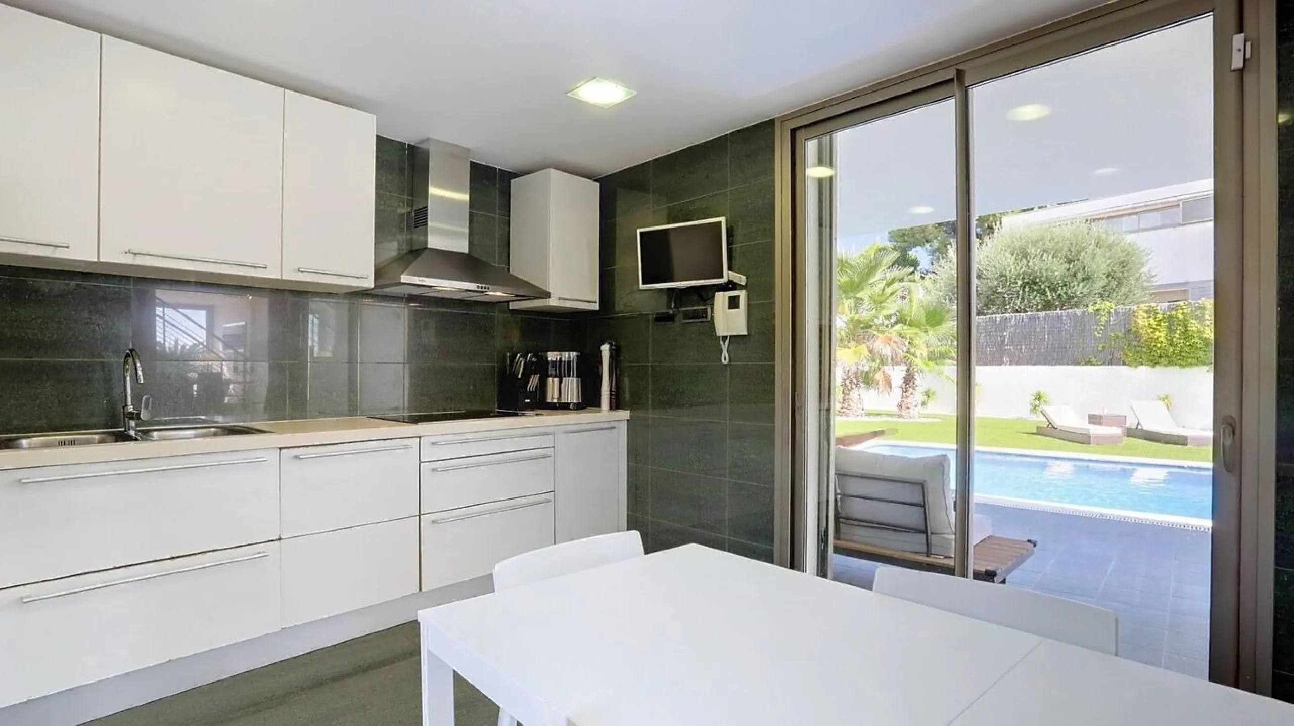 Elegante villa con vistas panorámicas al mar en Arenys de Mar, Barcelona