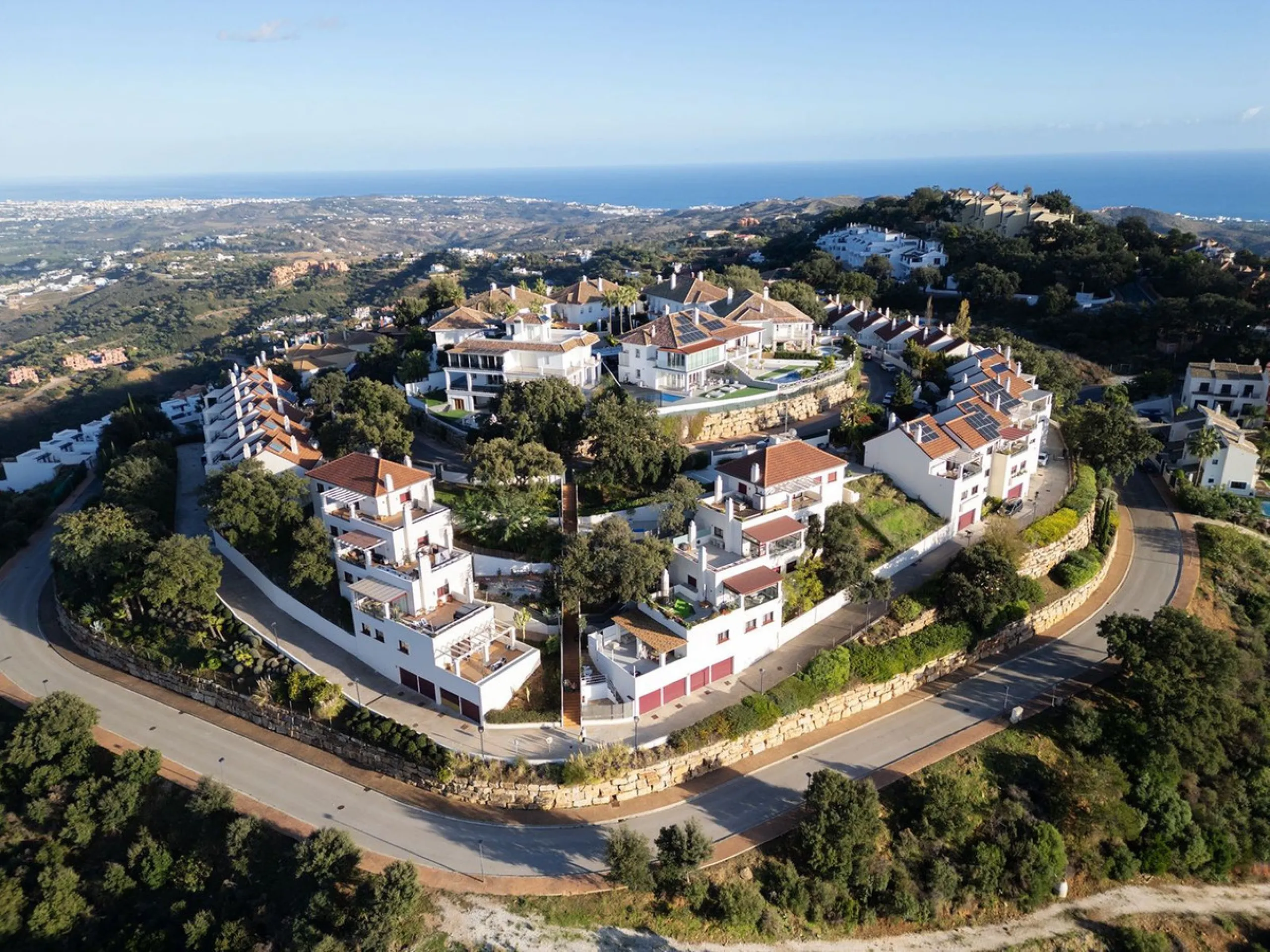 Appartment | Fully Renovated in 2025 | 3 Bedrooms • 3 Bathrooms • 150 m² Interior • 125 m² Exterior • Sunset Views