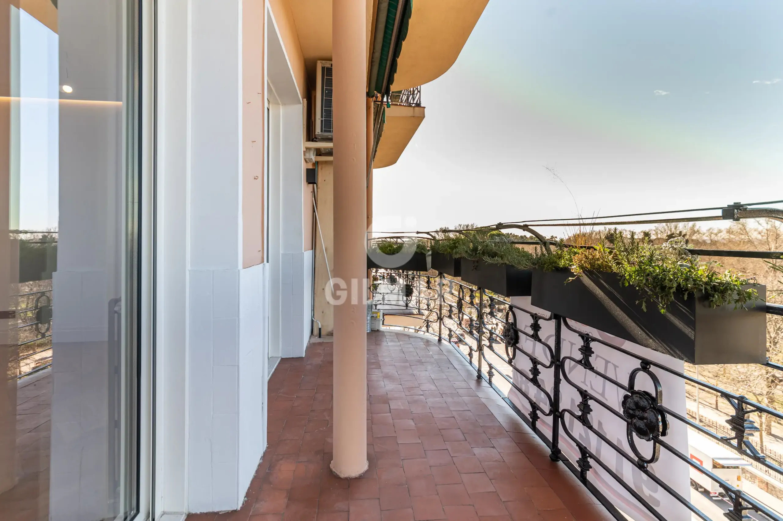 Piso en Ibiza - Madrid