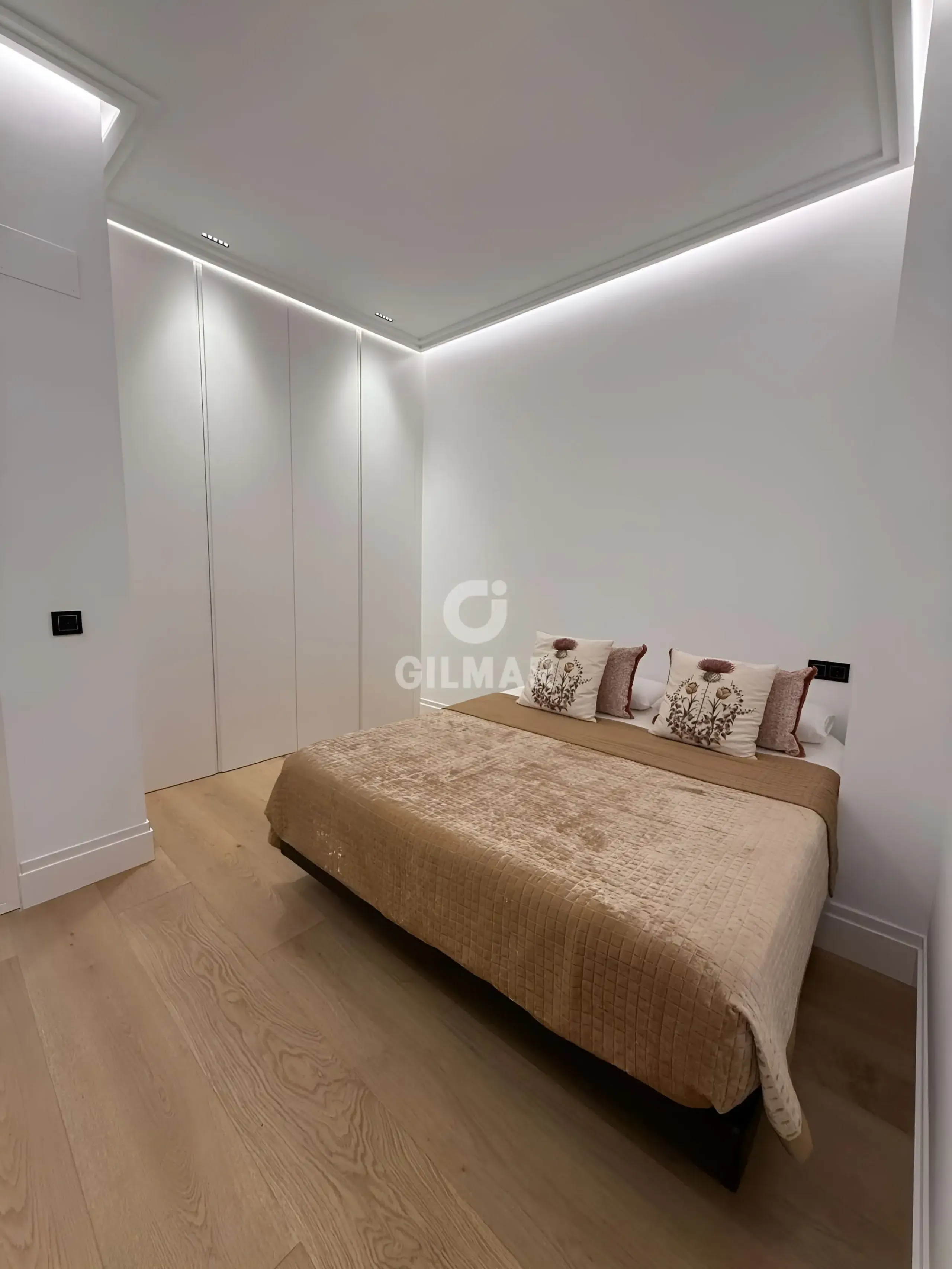 Piso en Ibiza - Madrid