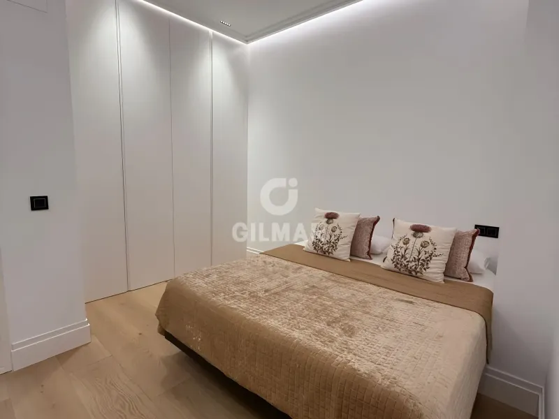 Piso en Ibiza - Madrid